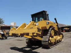 BULLDOZER-CATERPILLAR-B8T-1545-2
