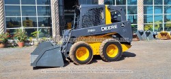 Minicargador-JohnDeere-318D-2039-21