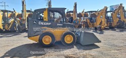 Minicargador-JohnDeere-318D-2039-63