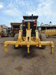 motoniveladora-caterpillar-140H-serie5886-11