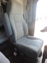 tractocamion-kenworth-T800-serie9462-13