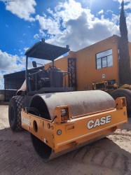 vibrocompactador-case-110ex-8400-4
